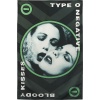 Type O Negative Bloody Kisses Textilní plakát šedá/cerná/bílá - RockTime.cz