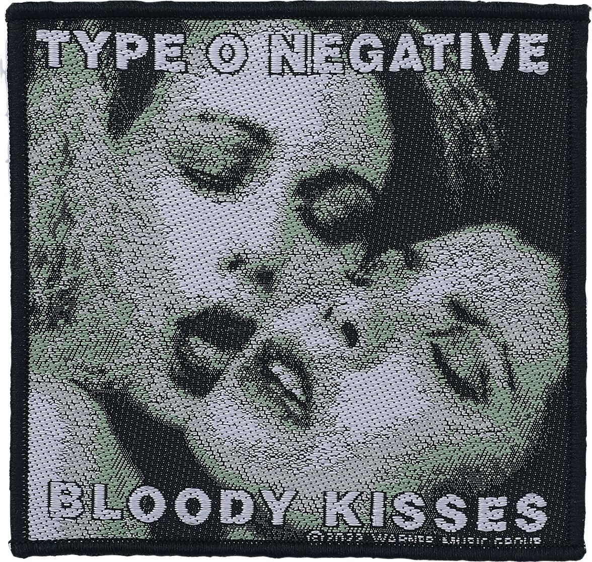 Type O Negative Bloody Kisses nášivka vícebarevný - RockTime.cz